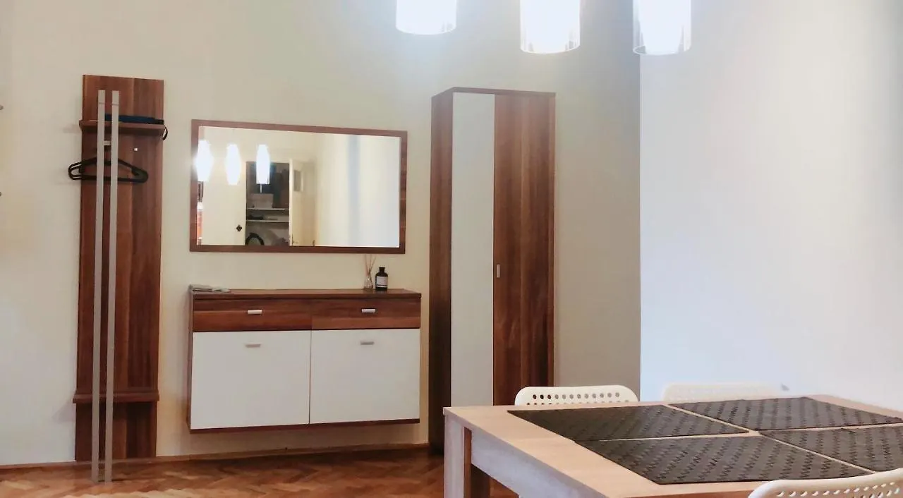 W&M Stylish Apartment Budapest